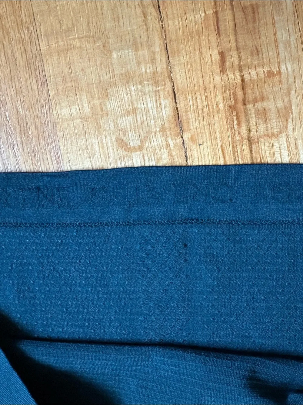 Lululemon Waist/Race length swiftly long sleeve size 4